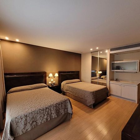 Colón Hotel Plaza מראה חיצוני תמונה