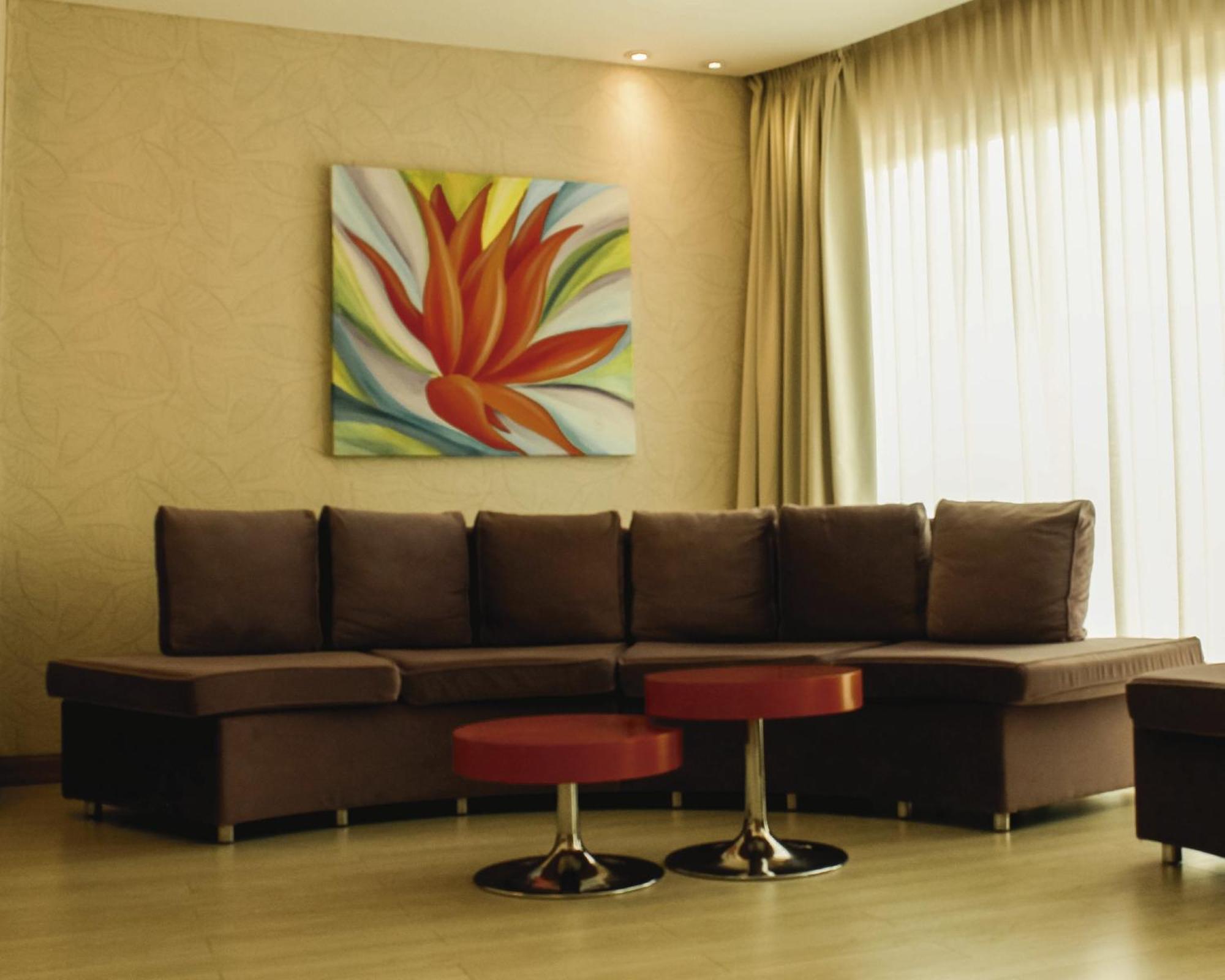Colón Hotel Plaza מראה חיצוני תמונה