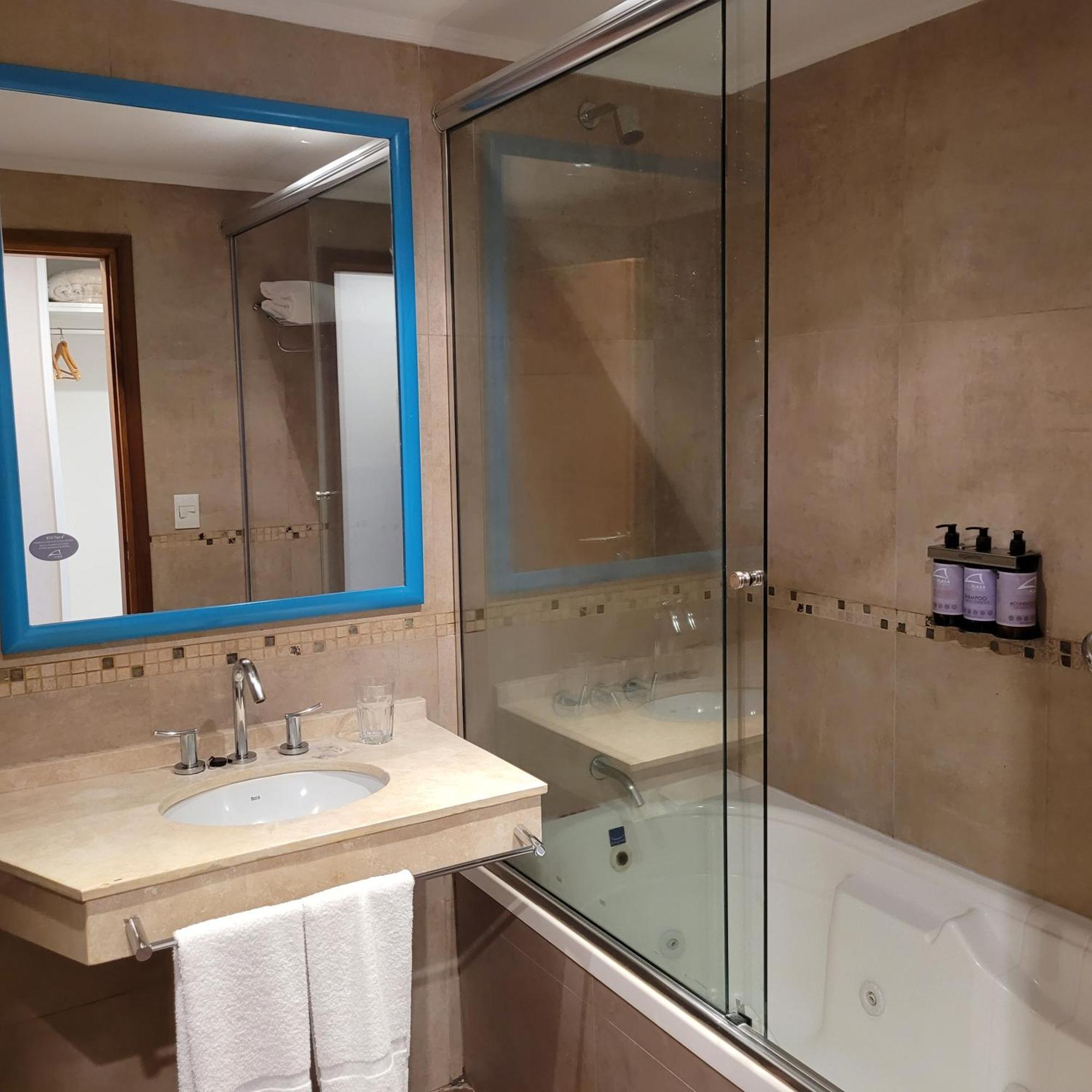 Colón Hotel Plaza מראה חיצוני תמונה